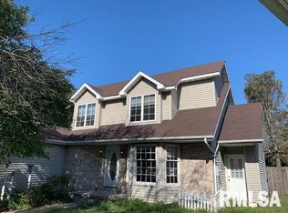 3213 Elderberry Ln, Springfield, IL 62711