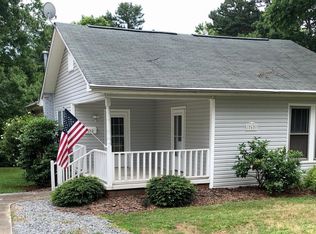 763 Pine St, Mooresville, NC 28115