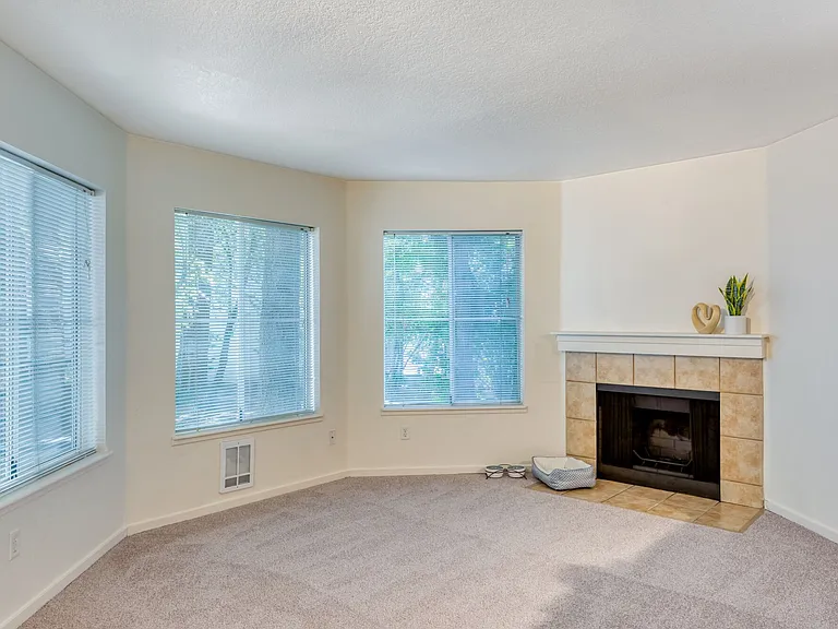 Andover Park Apartments — Photo 28