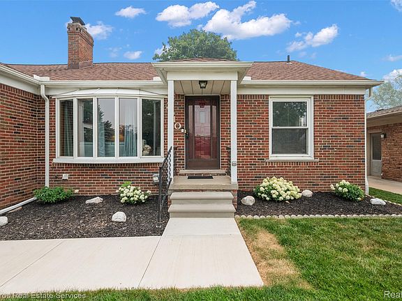 5th image of 22510 Ardmore Park Dr
