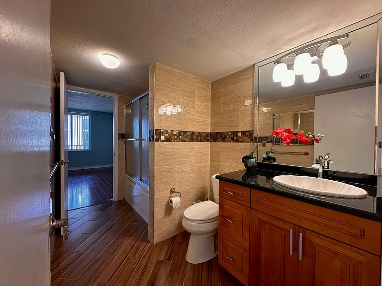2699 Seville Blvd #701 — Photo 30