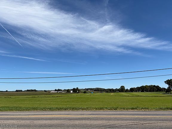 5th image of 10852 Benner Rd