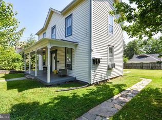 9305 West St APT B, Manassas, VA 20110