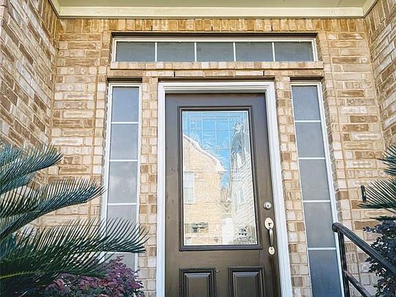 2nd image of 7415 Hollister Rdg #1