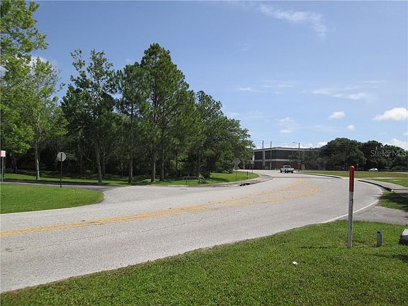 3rd image of 2751 South Dr