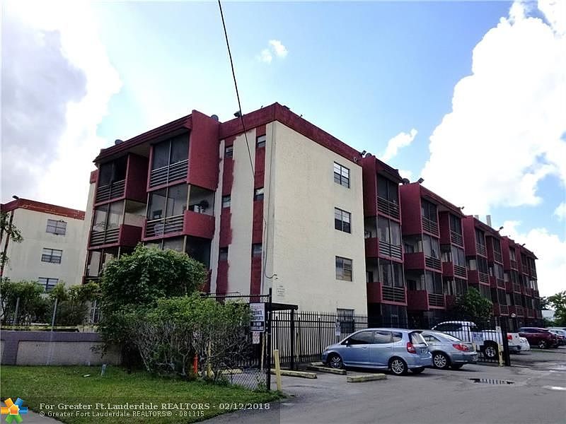 1st image of 13500 NE 3rd Ct APT 307