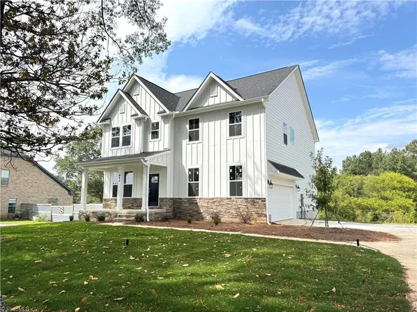 993 Petree Rd, Winston Salem, NC 27106
