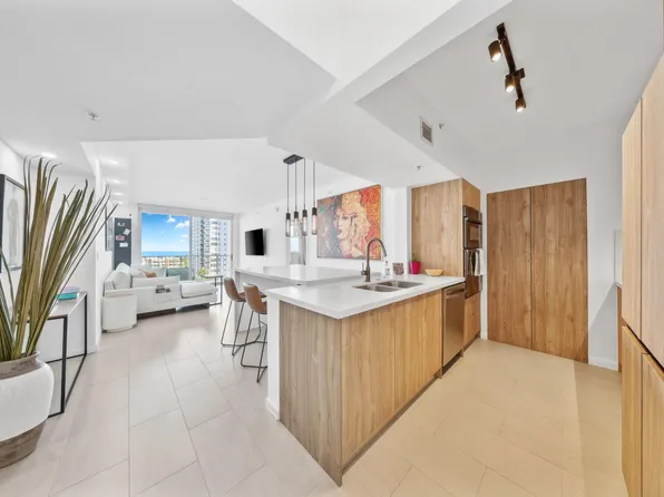 3020 NE 32nd Ave, Fort Lauderdale, FL