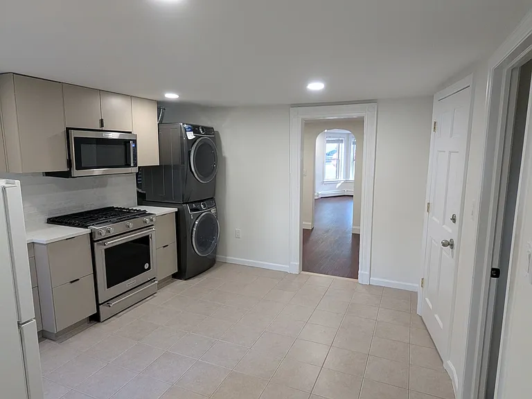 62 Reservoir Ave #1 — Photo 6
