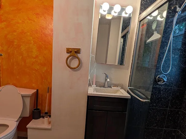 40 Bristol St #2 — Photo 5