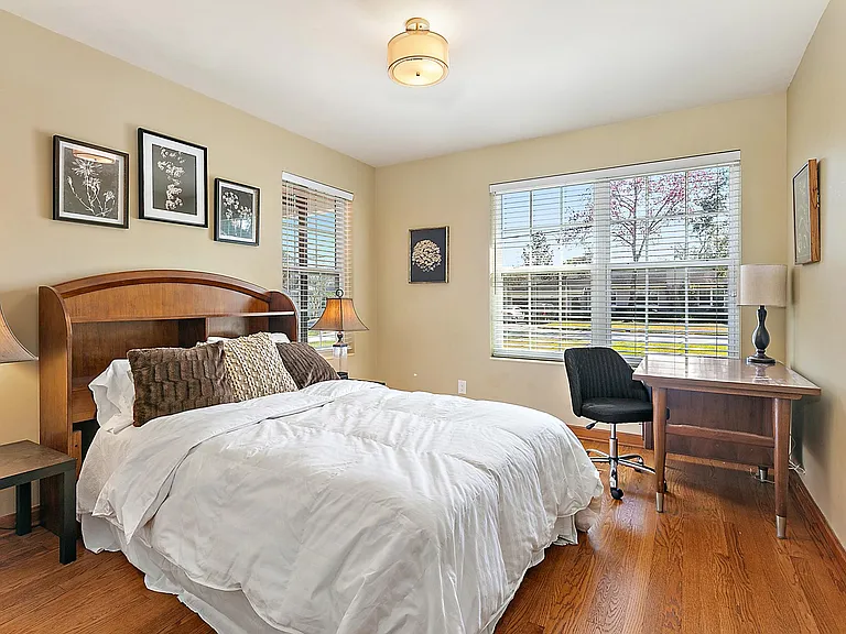 4428 Worth Dr W — Photo 12