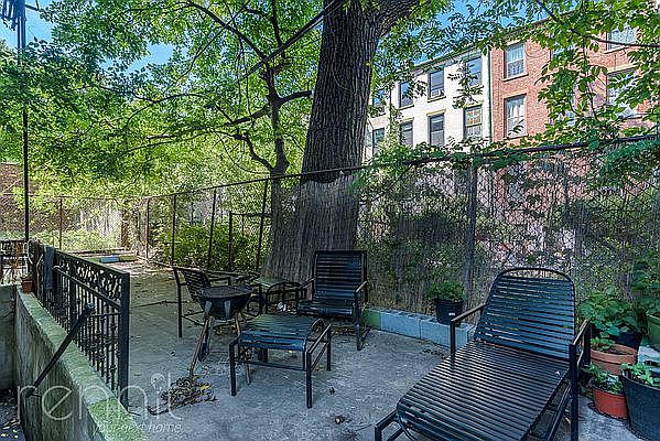 1st image of 967 Bergen St #1F