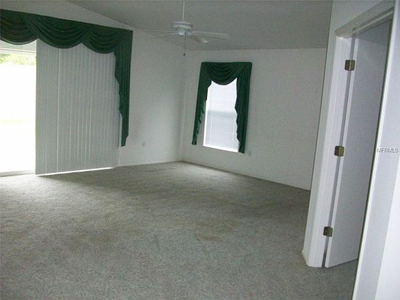 4th image of 3958 Hidden Glen Dr