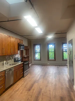 Rented by Gur Altberg, LREB | media 1