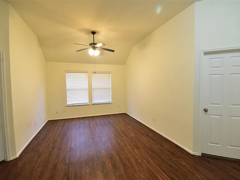 3005 Thicket Dr — Photo 17