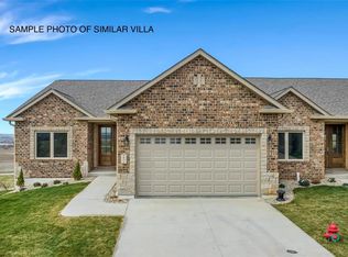 2413 Sunset Ridge Dr, Columbia, IL 62236