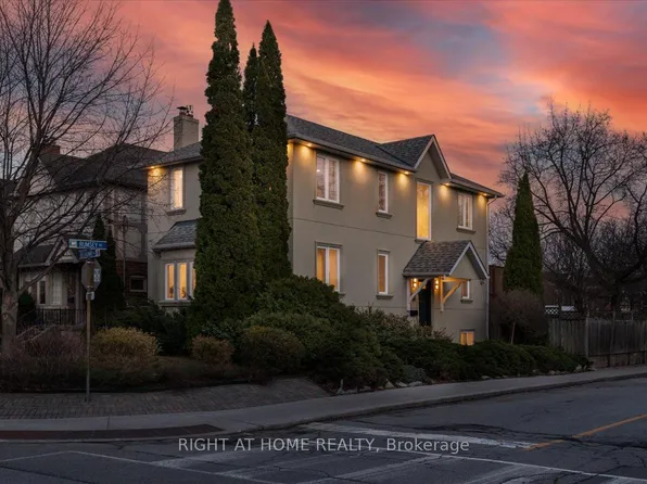 497 Broadway Ave, Toronto, ON M4G 2R7