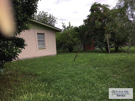 2nd image of 2774 Tulipan St