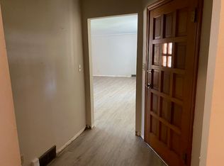 2166 S Lone Pine Ave, Springfield, MO 65804