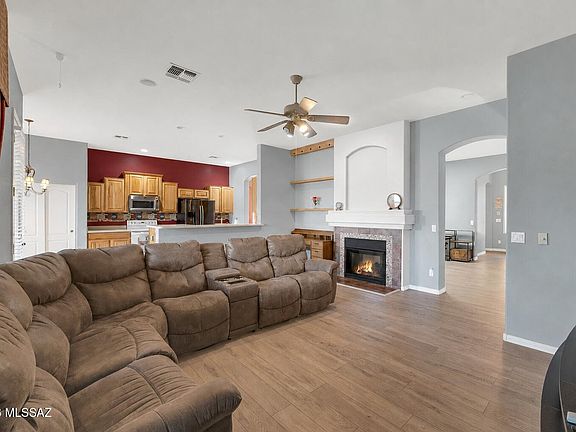 4th image of 251 E Paseo Celestial