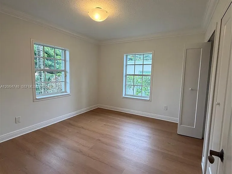 6746 SW 32nd Ter — Photo 23