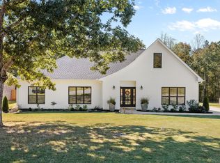 3707 Little Dr SW, Hartselle, AL 35640