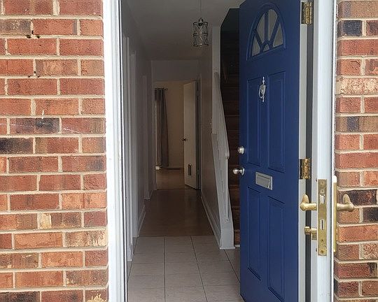 2nd image of 746 College Pkwy #7
