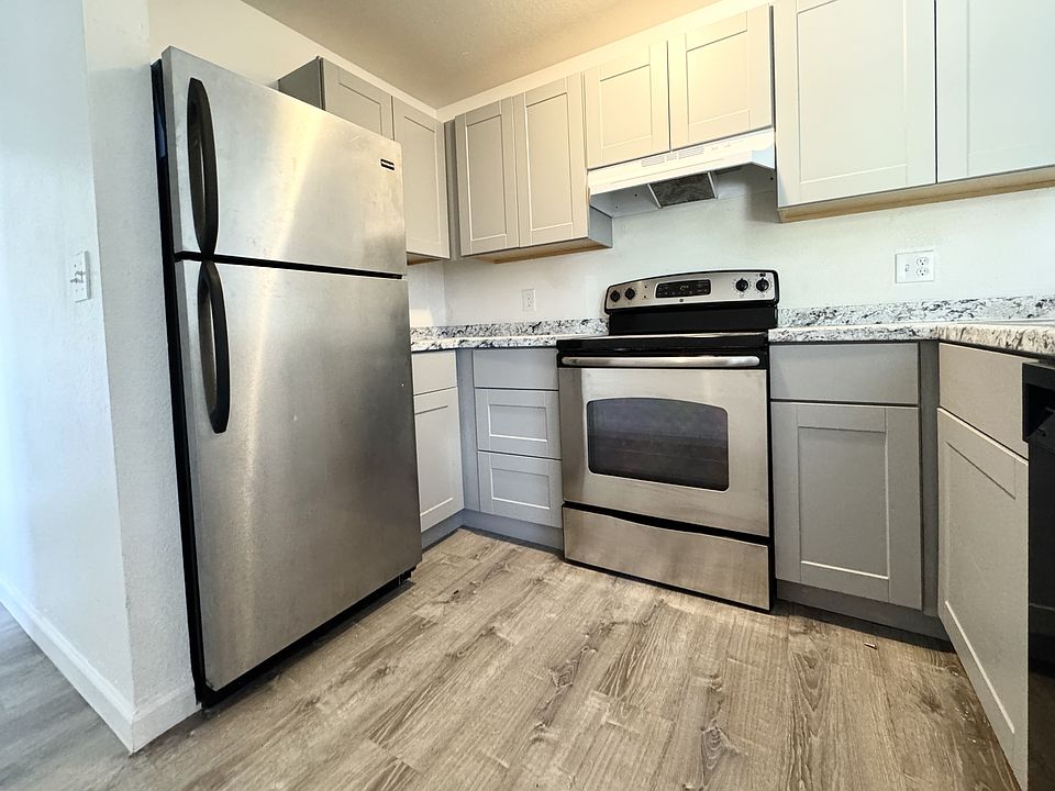 1st image of 4501 Boardwalk Dr #J-j-93