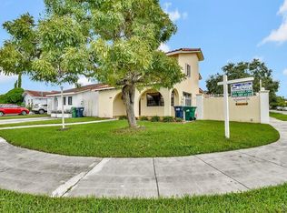 9853 SW 1st Ter, Miami, FL 33174