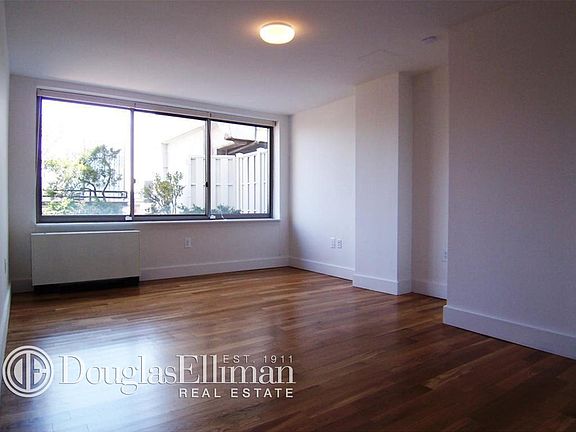 2nd image of 201 E 69th St APT 10I
