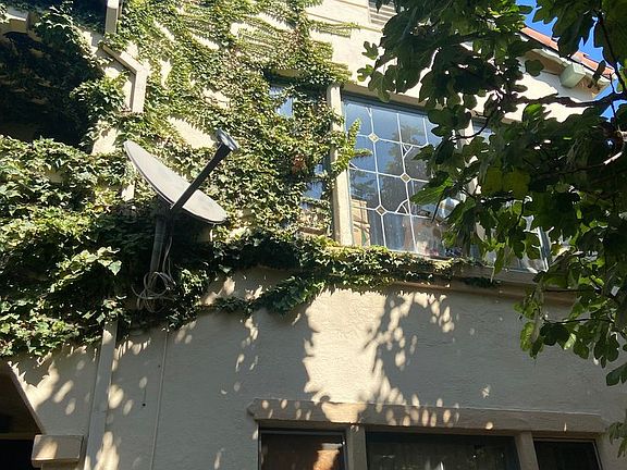 3rd image of 1430-1448 1/2 S Orange Grove Ave #1432