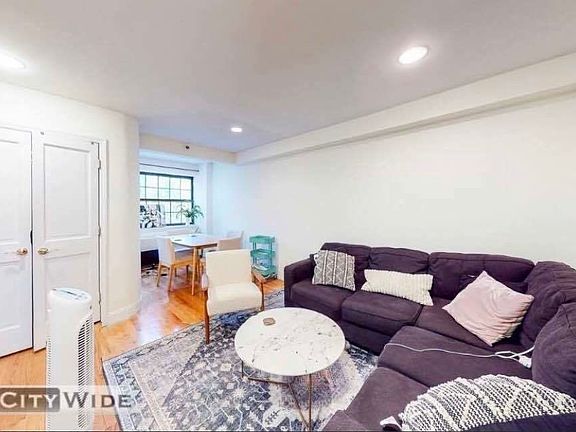 2nd image of 525 E 13th St #3P