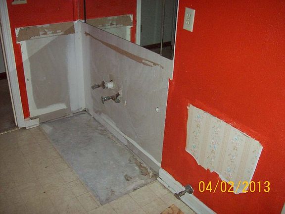 5th image of 326 Cedar Glen Cir