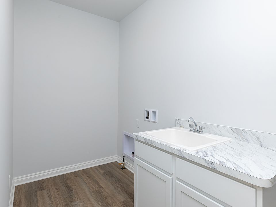 Cottage Homes w/ 2 Bedrooms Plan, Preserve at Hidden Lake, White Lake