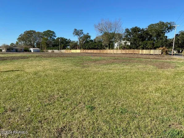 926 E Main St, New Iberia, LA 70560