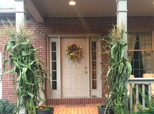 400 Riverside Ct UNIT 8, Poland, OH 44514