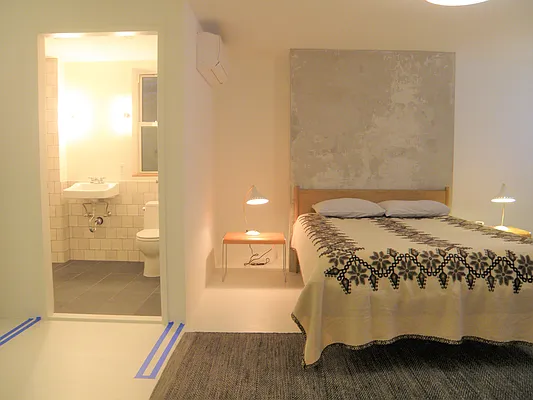 Rented by Douglas Elliman | media 24