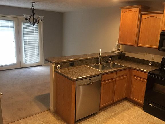 4th image of 12002 Wayland Ct