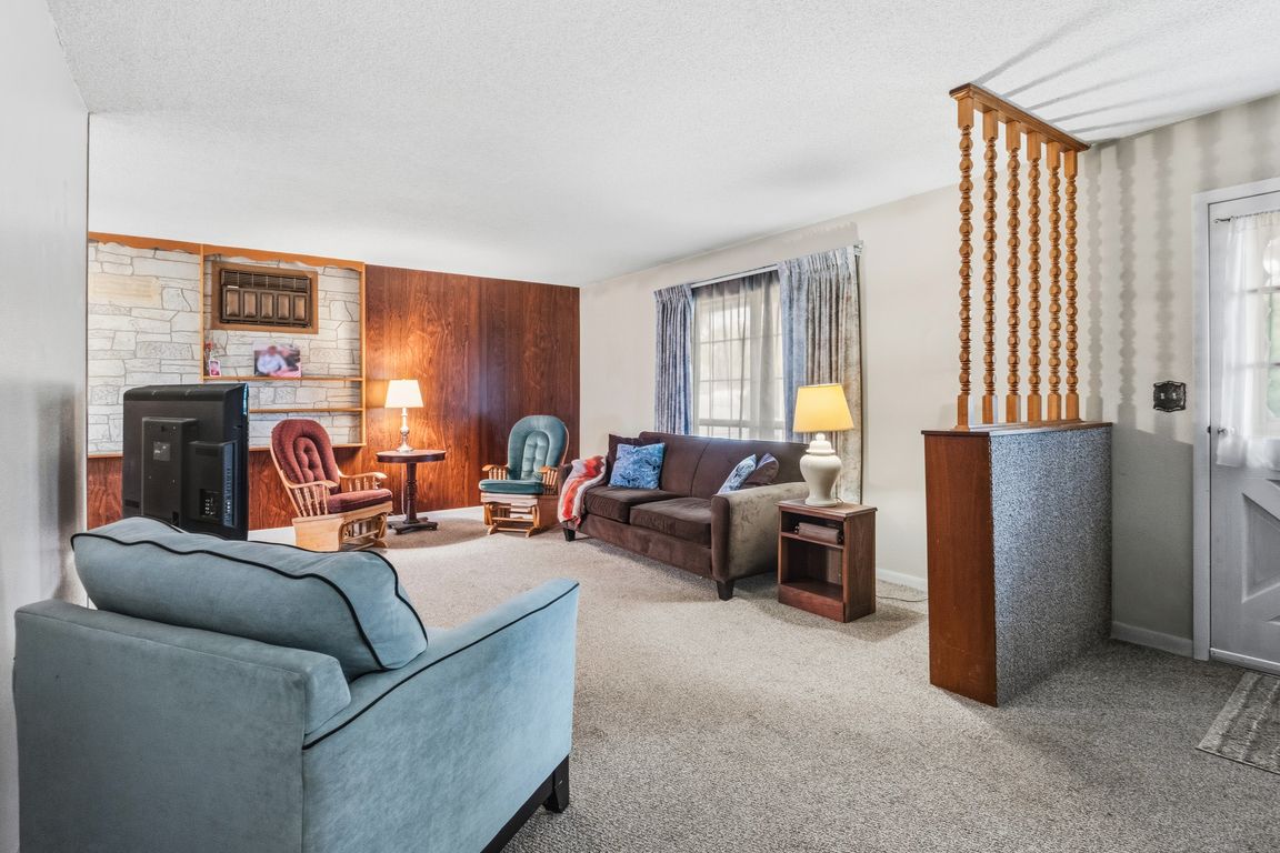 next background image