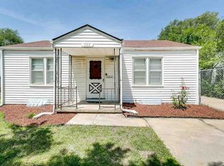 555 N Richmond Ave, Wichita, KS 67203