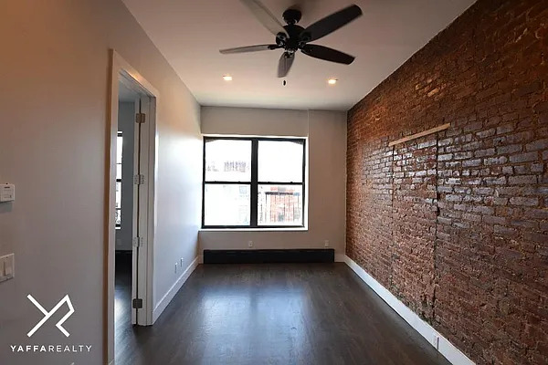 Rented by Yaffa Realty LLC | media 2