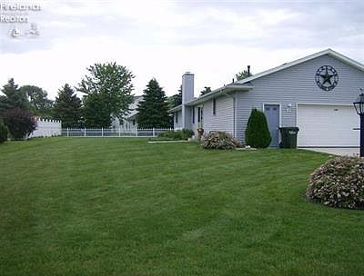 5th image of 148 Wisteria Dr