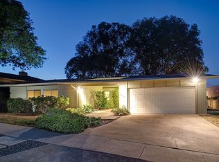 5867 Soledad Mountain Rd, La Jolla, CA 92037