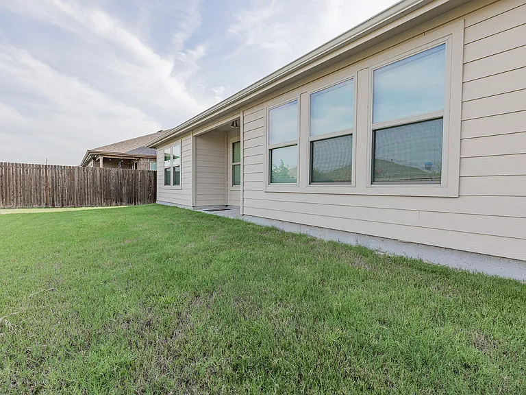 4013 Spur Trail Dr — Photo 26