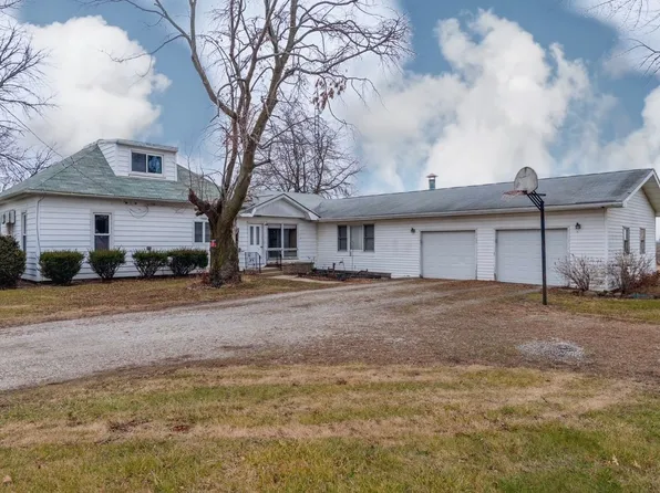 25098 300, Long Pt, IL 61333