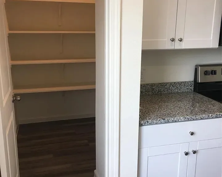 1661 Hossler Trl — Photo 6