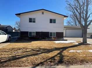 34 Cornell Cir, Pueblo, CO 81005