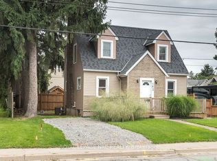 162 Aqueduct St, Welland, ON L3C1C4