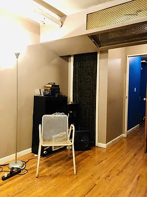 Rented by H F Hewitt Realty | media 94