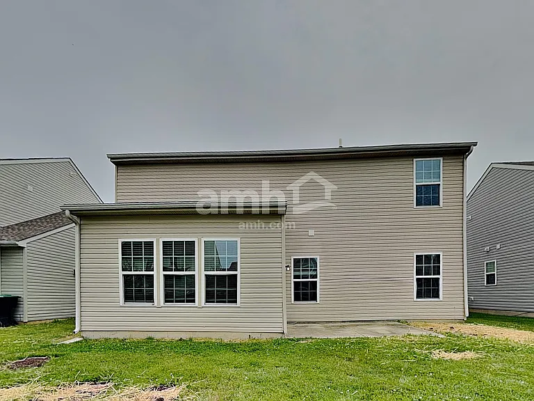 676 Classic Ln — Photo 23